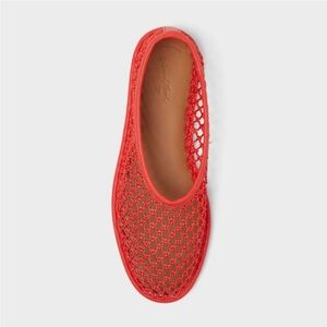 Women’s  Esme Woven  Fabric Shoes.   Red. 6.5